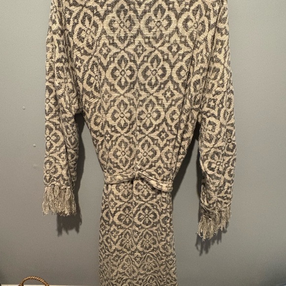 Indaba Fringed Patterned Robe NWOT - Picture 7 of 8